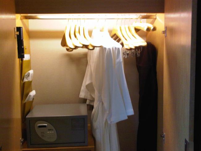 IMG00006-20100627-1643.jpg